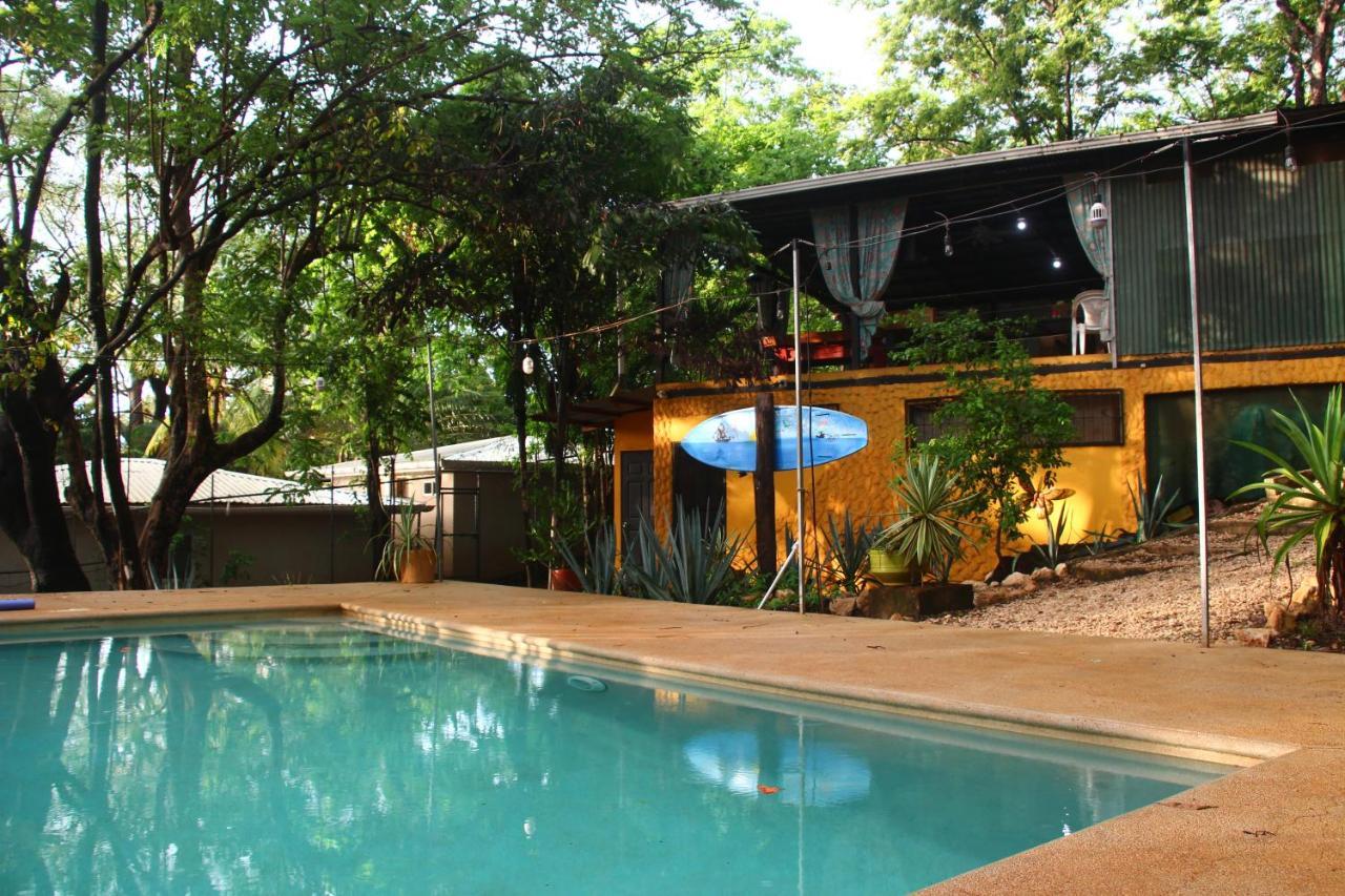 Casa Pura Vida Surf Hostel - Tamarindo Costa Rica Exterior foto